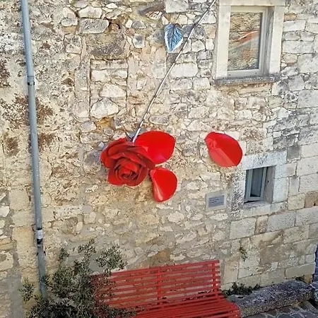 La Maison De Martine