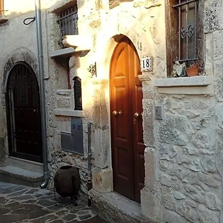 Bed & Breakfast La Maison De Martine Bolognano