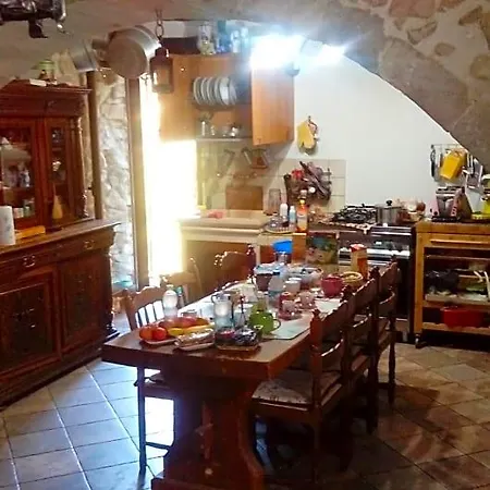 La Maison De Martine