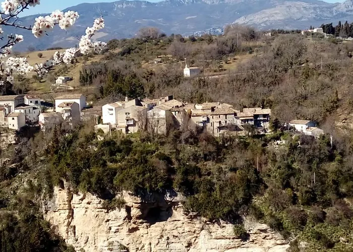 Couette-café La Maison De Martine 3*