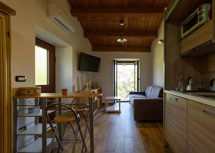 La Maison De Martine Bed & Breakfast 3*